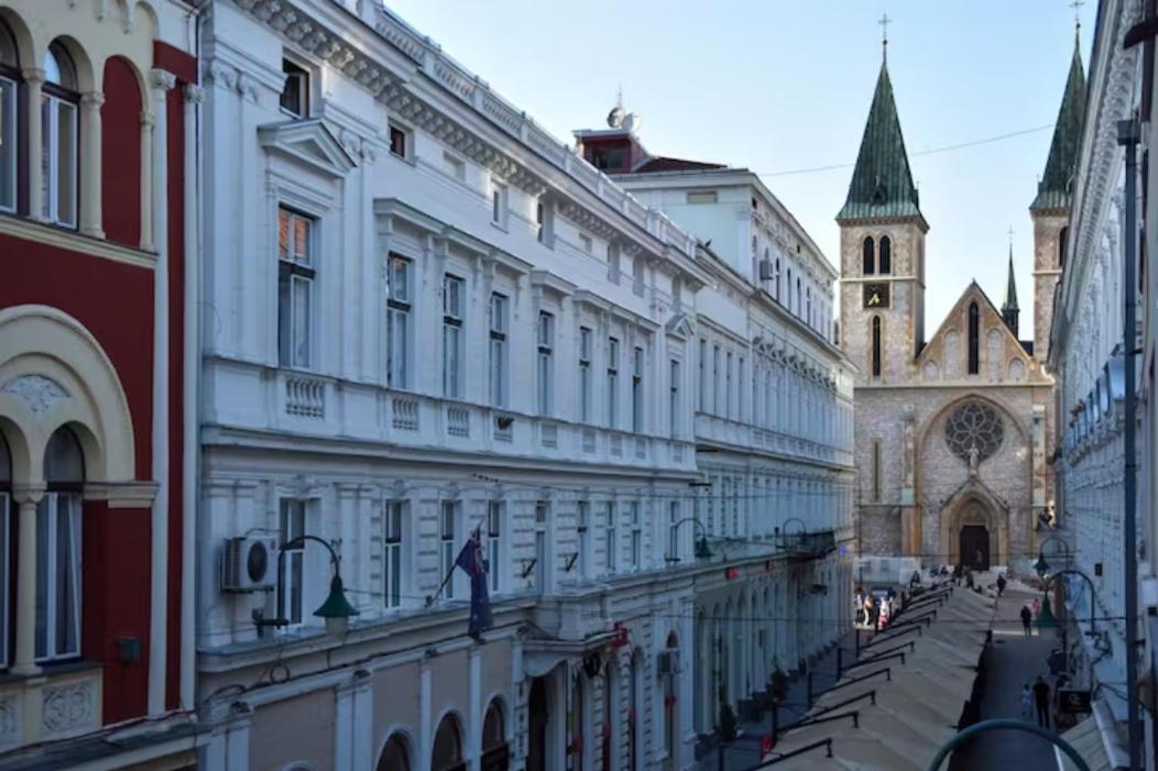 2Bdr Apt With Cathedral View - Excellent Location Apartment Сараево Екстериор снимка